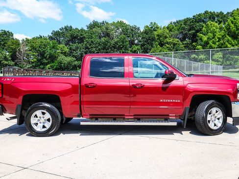 Used 2018 Chevrolet Silverado 1500 LT w/ All Star Edition AWD/4WD image 5