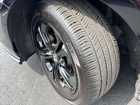 Used 2025 Honda Accord SE image 10