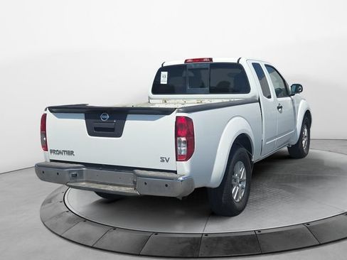 Used 2016 Nissan Frontier SV RWD image 5