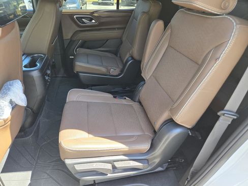 Used 2023 Chevrolet Tahoe High Country AWD/4WD image 19
