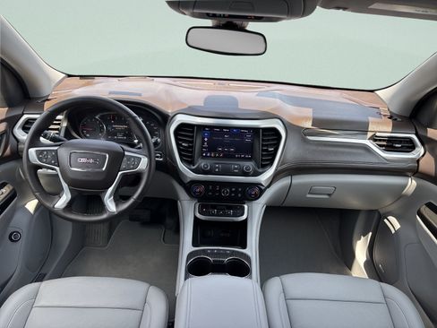 Used 2023 GMC Acadia SLT w/ Preferred Package AWD/4WD image 24