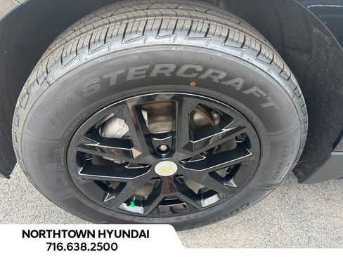 Used 2022 Chevrolet Equinox LT AWD/4WD image 37