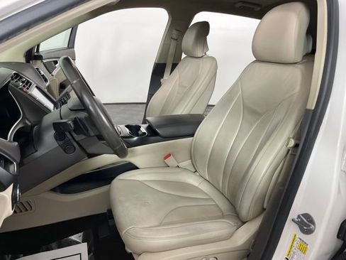 Used 2019 Lincoln Nautilus Select FWD image 19