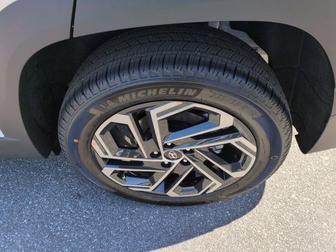 New 2026 Hyundai Tucson Limited AWD/4WD image 11