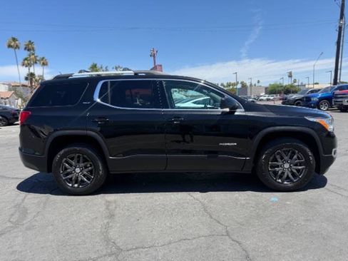 Used 2018 GMC Acadia SLT AWD/4WD image 2