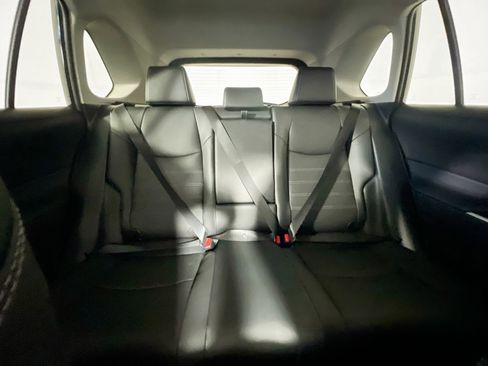 Used 2025 Toyota RAV4 XLE Premium image 33