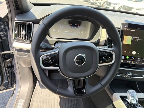 Used 2026 Volvo XC90 B6 Plus w/ Protection Package Premier image 18