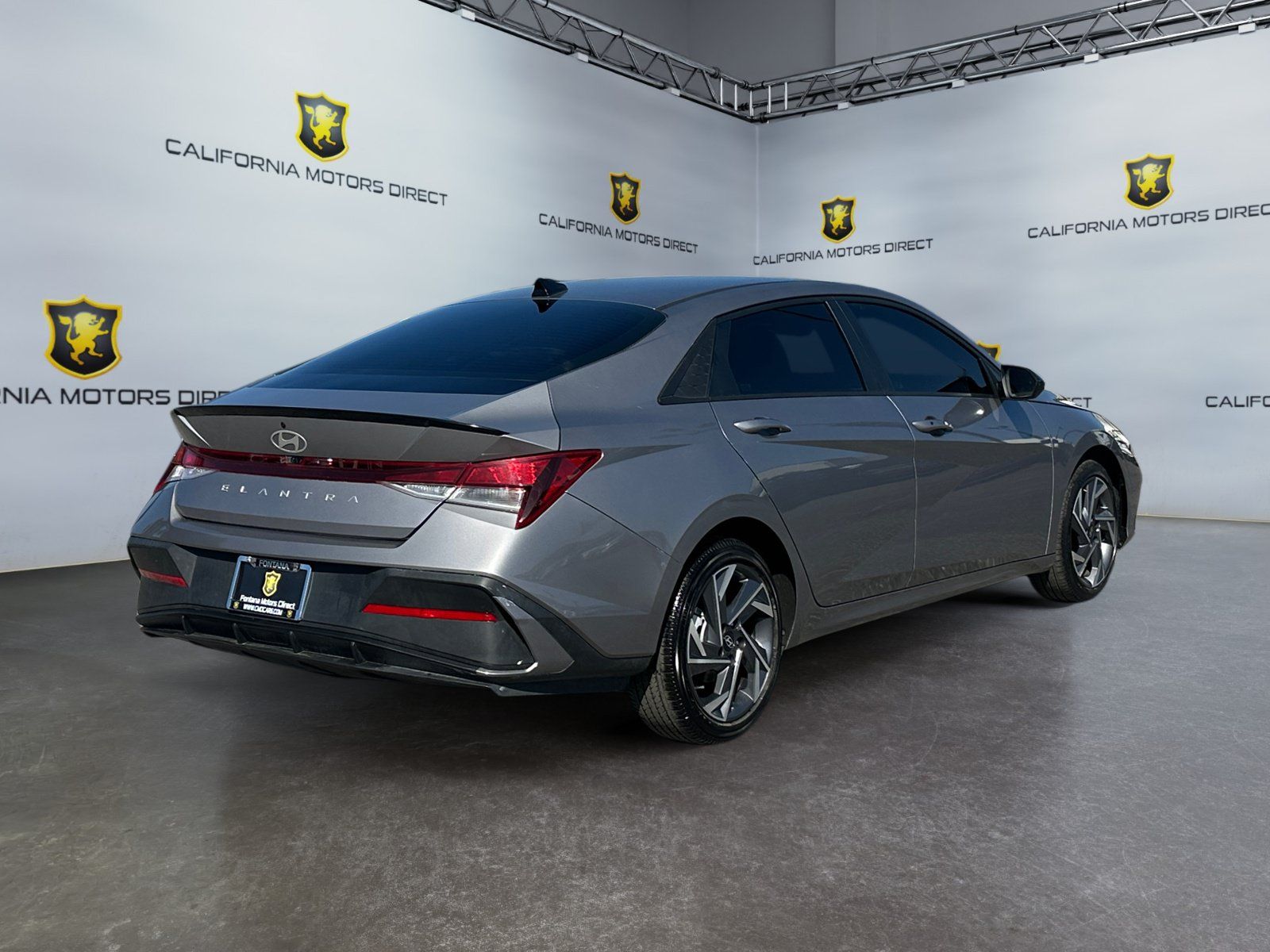 Used 2025 Hyundai Elantra Sport w/ Cargo Package FWD image 5