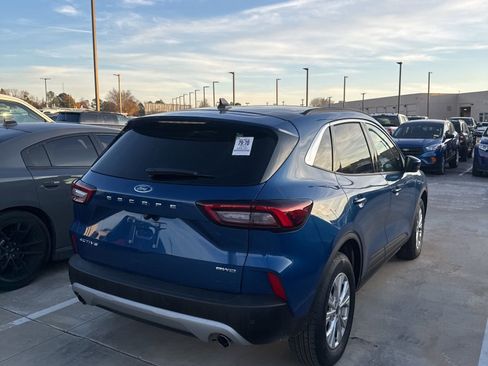 Used 2023 Ford Escape Active w/ Tech Pack #2 image 3
