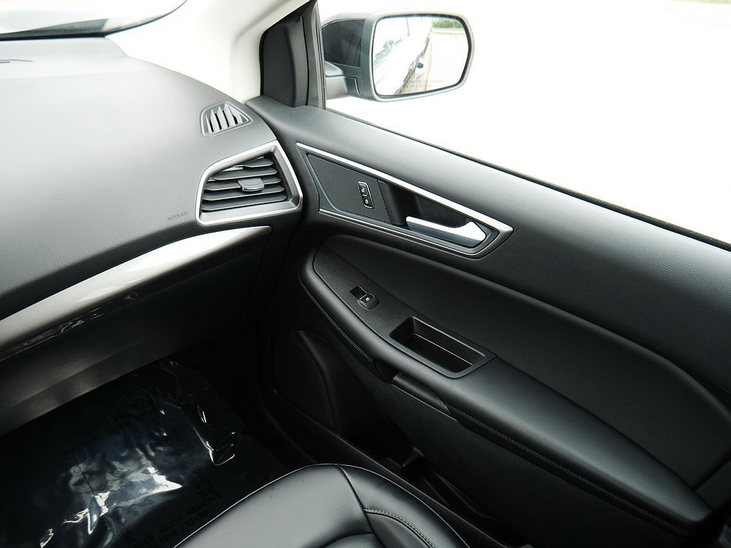 Used 2024 Ford Edge SEL w/ Convenience Package AWD/4WD image 25