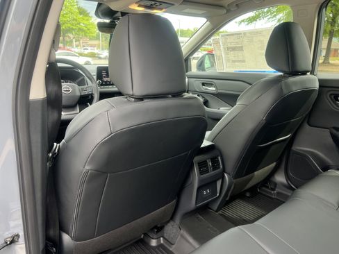New 2026 Nissan Rogue SV FWD image 17