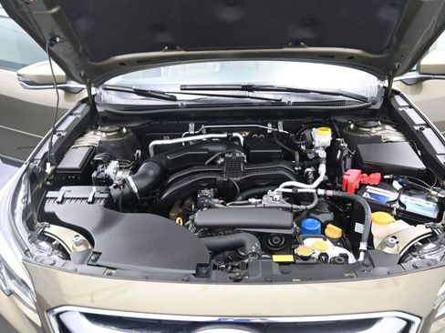 Used 2021 Subaru Outback Limited image 14