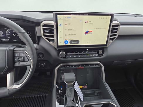 New 2026 Toyota Tundra Limited AWD/4WD image 7