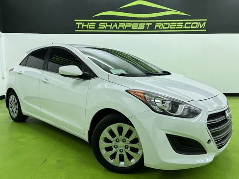 Used 2016 Hyundai Elantra GT FWD image 1