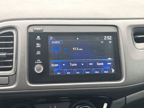 Used 2020 Honda HR-V Sport image 11