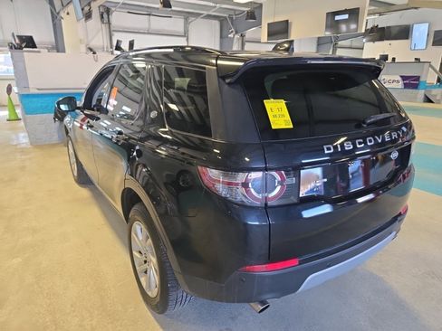 Used 2018 Land Rover Discovery Sport HSE image 6