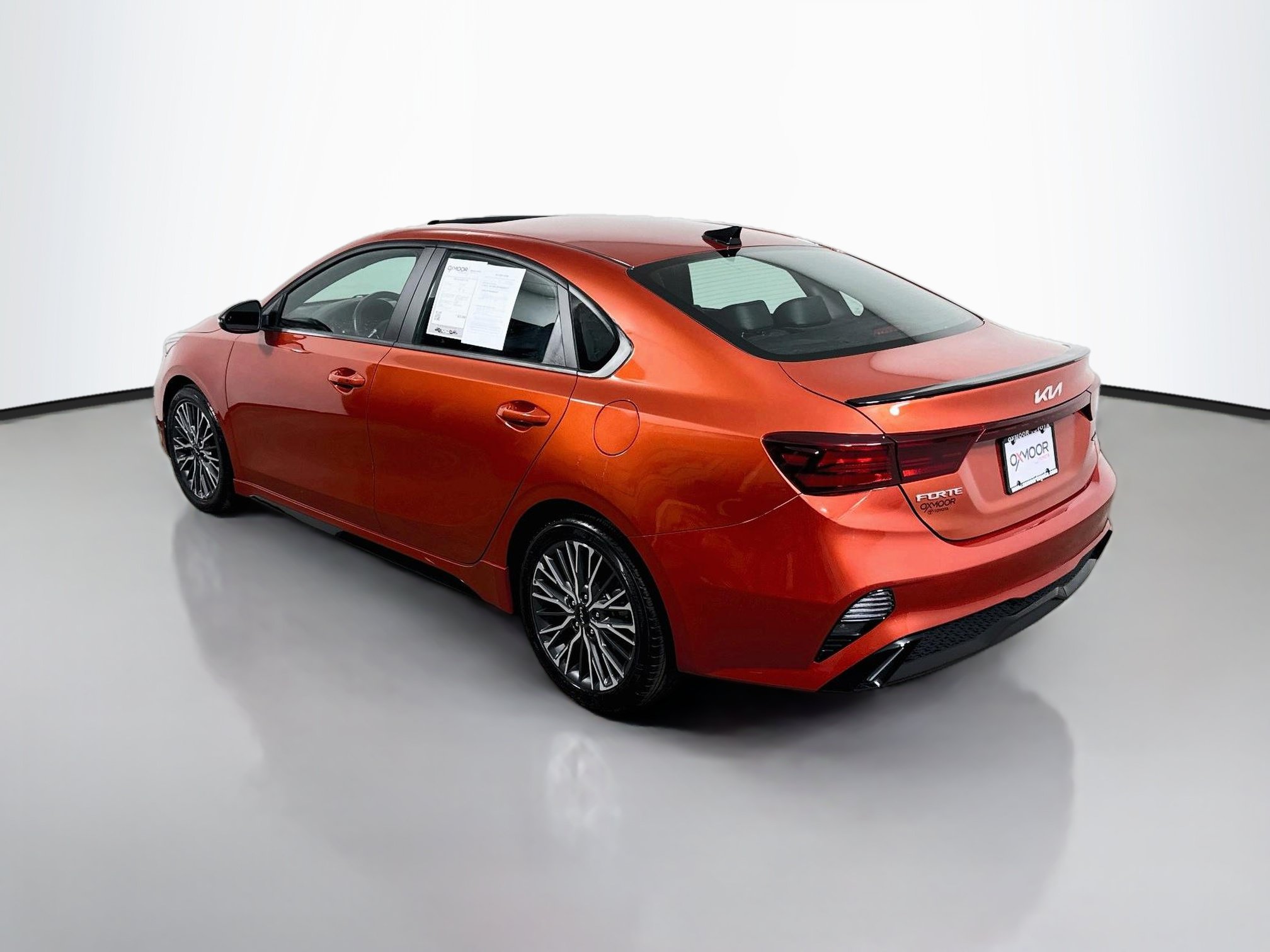 Used 2023 Kia Forte GT-Line w/ GT-Line Premium Package FWD image 5