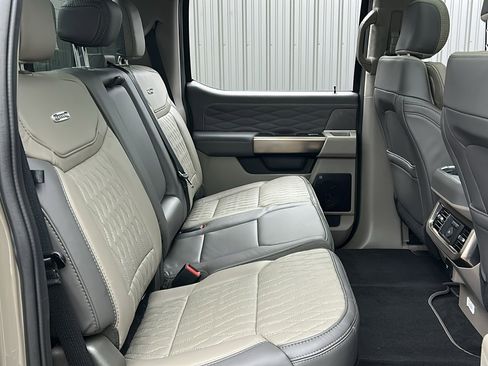 Used 2026 Ford F450 Platinum w/ Platinum Plus Package image 43