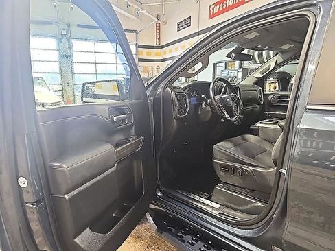 Used 2019 Chevrolet Silverado 1500 LT w/ All-Star Edition AWD/4WD image 11