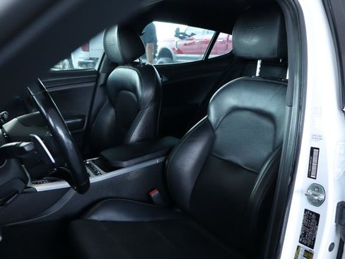 Used 2019 Kia Stinger GT image 16