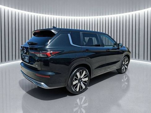 New 2026 Mitsubishi Outlander SE FWD image 4