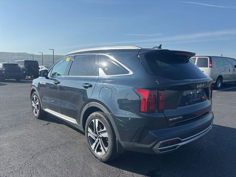 Used 2023 Kia Sorento EX AWD/4WD image 5