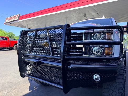 Used 2016 Chevrolet Silverado 2500 High Country w/ Duramax Plus Package AWD/4WD image 16