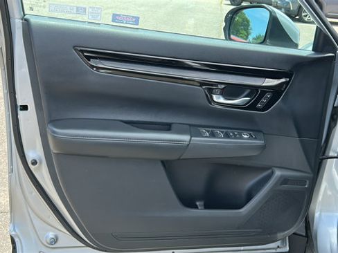 Used 2023 Honda CR-V EX-L image 9