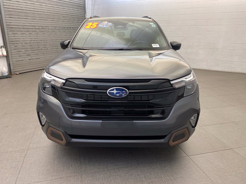 Used 2025 Subaru Forester Sport w/ Popular Package #1 AWD/4WD image 4