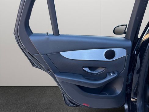 Used 2019 Mercedes-Benz GLC 300 GLC 300 Sport Utility 4D image 34