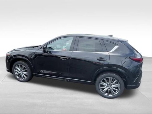 New 2025 MAZDA CX-5 Signature image 2