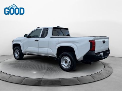 Used 2024 Toyota Tacoma SR image 3