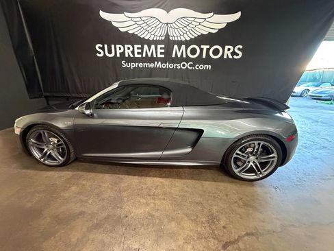 Used 2011 Audi R8 V10 image 11