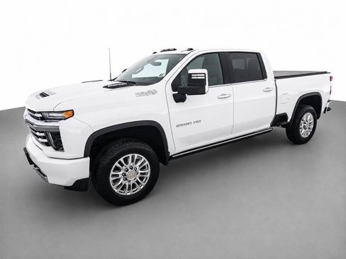 Used 2023 Chevrolet Silverado 2500 High Country w/ Z71 Off-Road Package AWD/4WD image 9