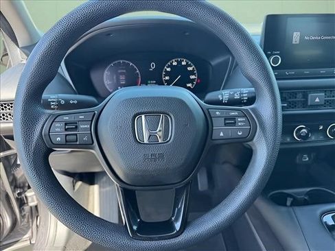 Used 2024 Honda HR-V LX image 25