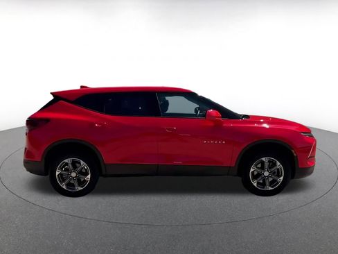 Used 2025 Chevrolet Blazer LT FWD image 15