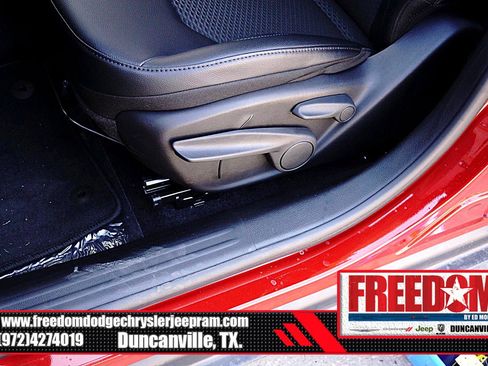 New 2026 Jeep Compass Latitude image 37