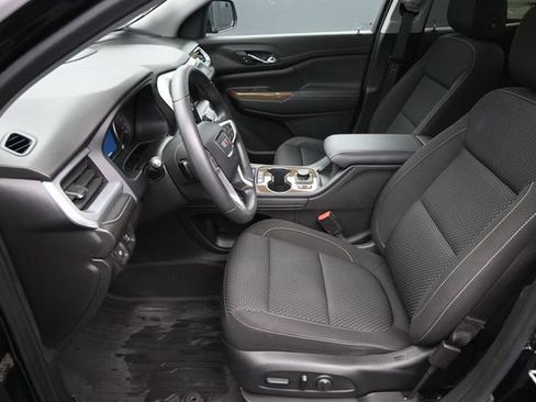 Used 2023 GMC Acadia SLE w/ Driver Convenience Package FWD image 10