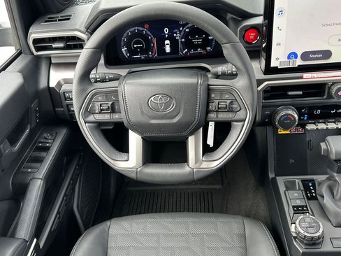 New 2026 Toyota 4Runner TRD Off-Road Premium AWD/4WD image 16