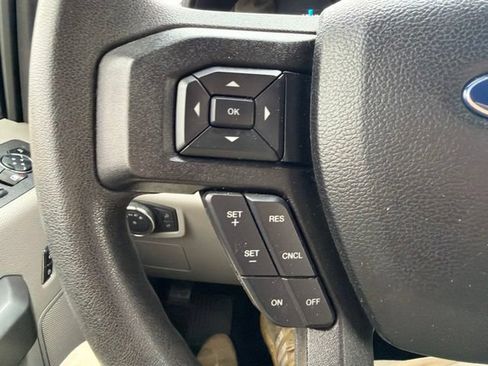 Certified 2017 Ford F150 XLT AWD/4WD image 41