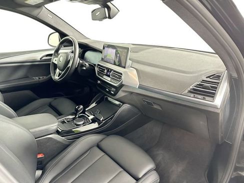 Used 2025 BMW X4 xDrive30i w/ Premium Package image 30