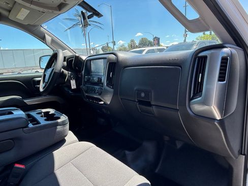Used 2018 Chevrolet Silverado 2500 LT AWD/4WD image 24