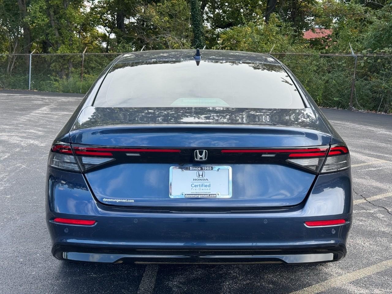 Used 2025 Honda Accord Touring image 6