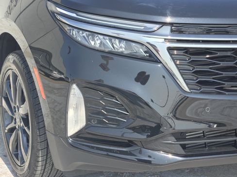 Used 2023 Chevrolet Equinox RS image 10