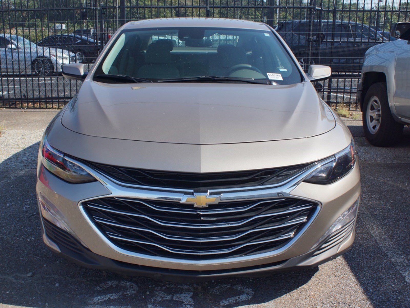 Used 2025 Chevrolet Malibu LT FWD image 2