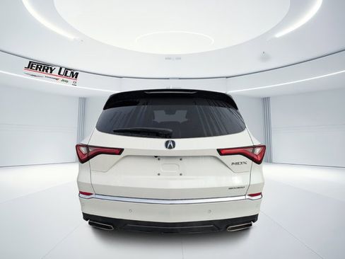 Used 2022 Acura MDX SH-AWD w/ Technology Package image 4