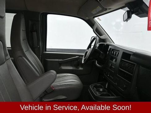 Used 2024 Chevrolet Express 3500 LS RWD image 17