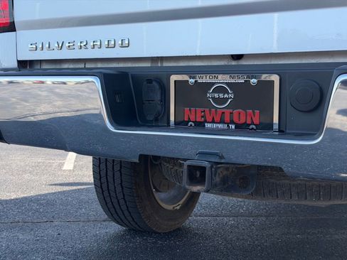 Used 2017 Chevrolet Silverado 1500 LT w/ All Star Edition image 39