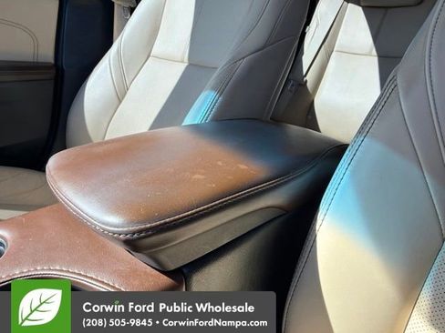 Used 2015 Toyota Avalon Limited w/ Technology Package FWD image 22