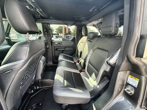 Used 2024 Ford Bronco Big Bend w/ Sasquatch Package AWD/4WD image 23